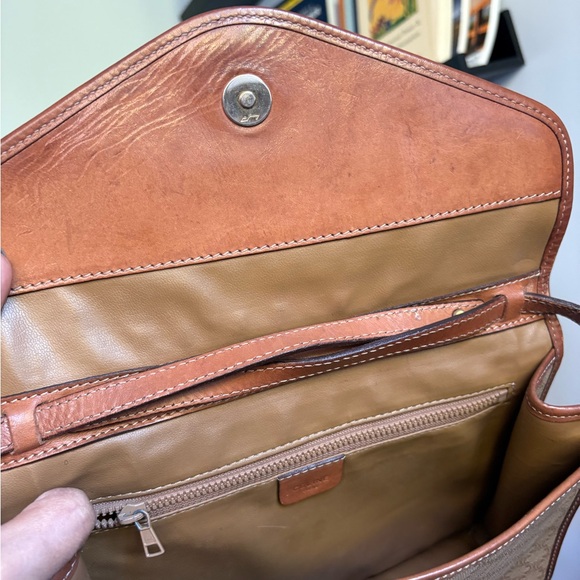 Vintage Celine Crossbody Bag - Picture 6 of 8